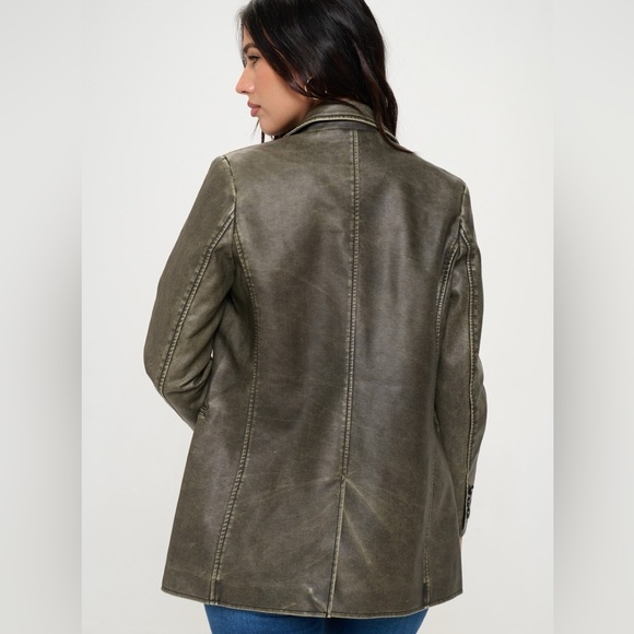 Coalition LA Single-Breasted Vegan Leather Blazer - Picture 5 of 5